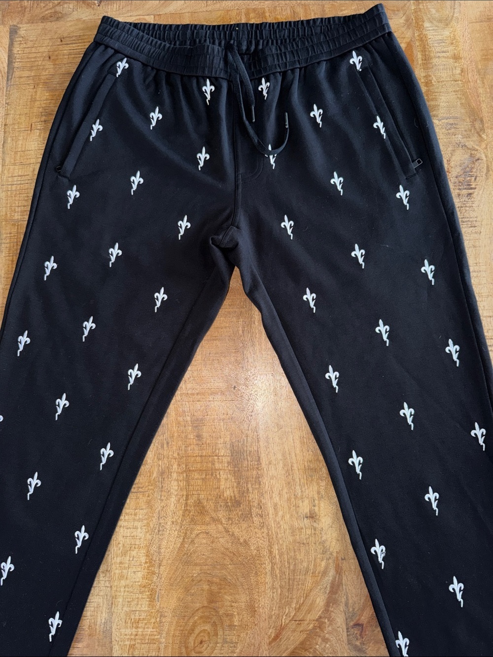 Men's Black Fleur-Print Jogger Sweatpants